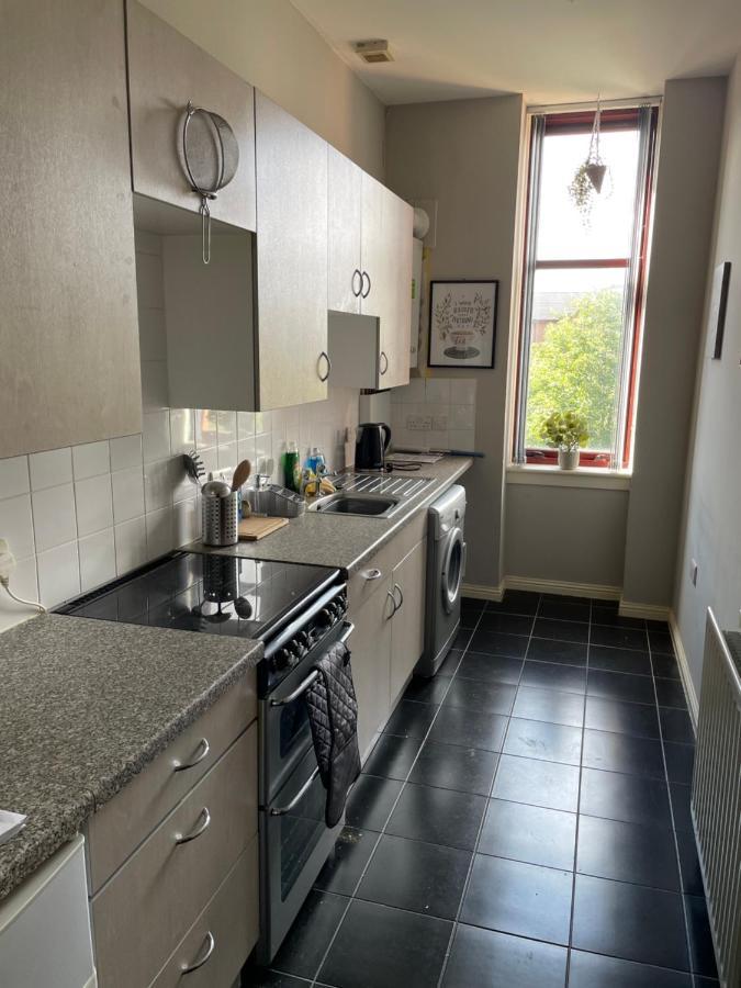Spacious One Bedroom Flat, Entire Property. 格陵诺克 外观 照片